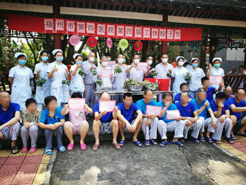 粽子節(jié)合照.jpg 粽子節(jié)合照.jpg