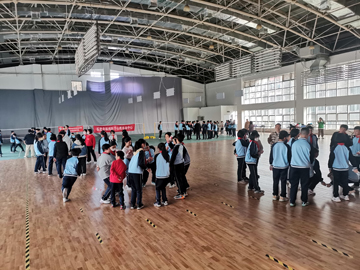 學(xué)雷鋒志愿4.1-02素質(zhì)拓展活動(dòng).jpg 學(xué)雷鋒志愿4.1-02素質(zhì)拓展活動(dòng).jpg