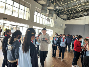 學(xué)雷鋒志愿8-03交流環(huán)節(jié)活動(dòng).jpg 學(xué)雷鋒志愿8-03交流環(huán)節(jié)活動(dòng).jpg