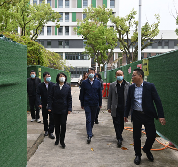 現(xiàn)場(chǎng)參觀 (1).jpg 現(xiàn)場(chǎng)參觀 (1).jpg