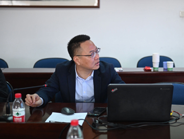 紀(jì)家武副院長匯報(bào).jpg 紀(jì)家武副院長匯報(bào).jpg