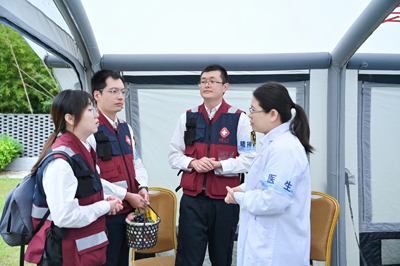 心理干預(yù)小組與醫(yī)生溝通(演練).jpg 心理干預(yù)小組與醫(yī)生溝通(演練).jpg